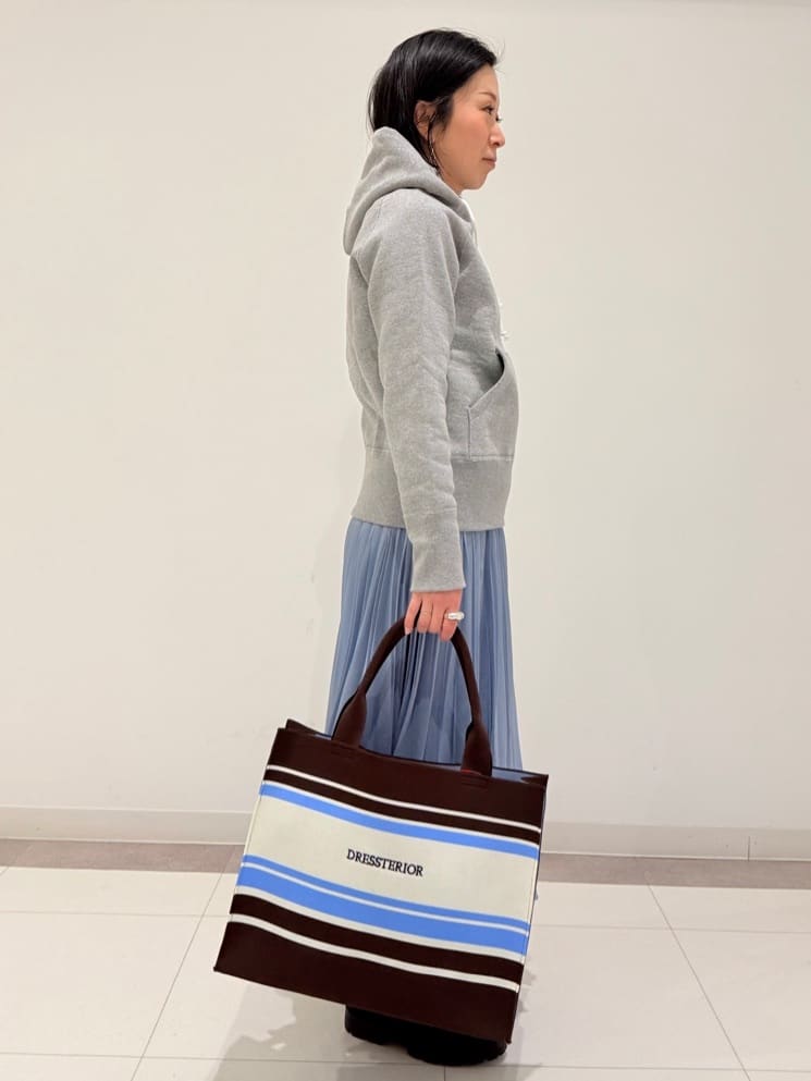 MIYAKAWAさんの「DRESSTERIOR｜◆【DRESSTERIOR定番】【WEB限定サイズあり】吊裏毛 パーカー」を使ったコーディネート