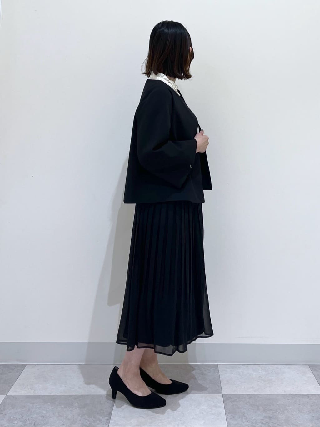 canaさんの「Dessin｜【洗える】フリルネックジョーゼットブラウス」を使ったコーディネート