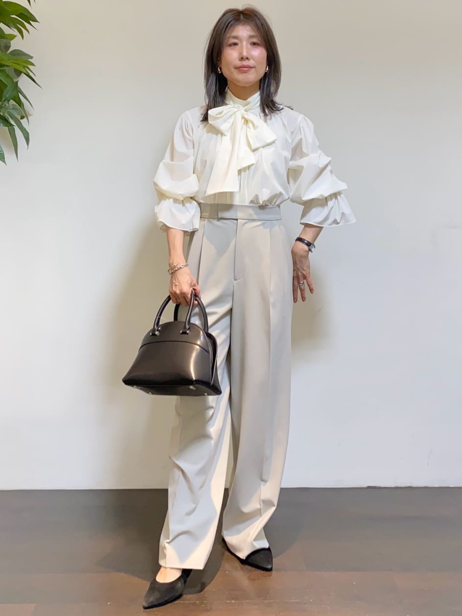 tomoさんの「UNTITLED｜【仕事着/スーツ】ファンシーツイード ジャケット」を使ったコーディネート