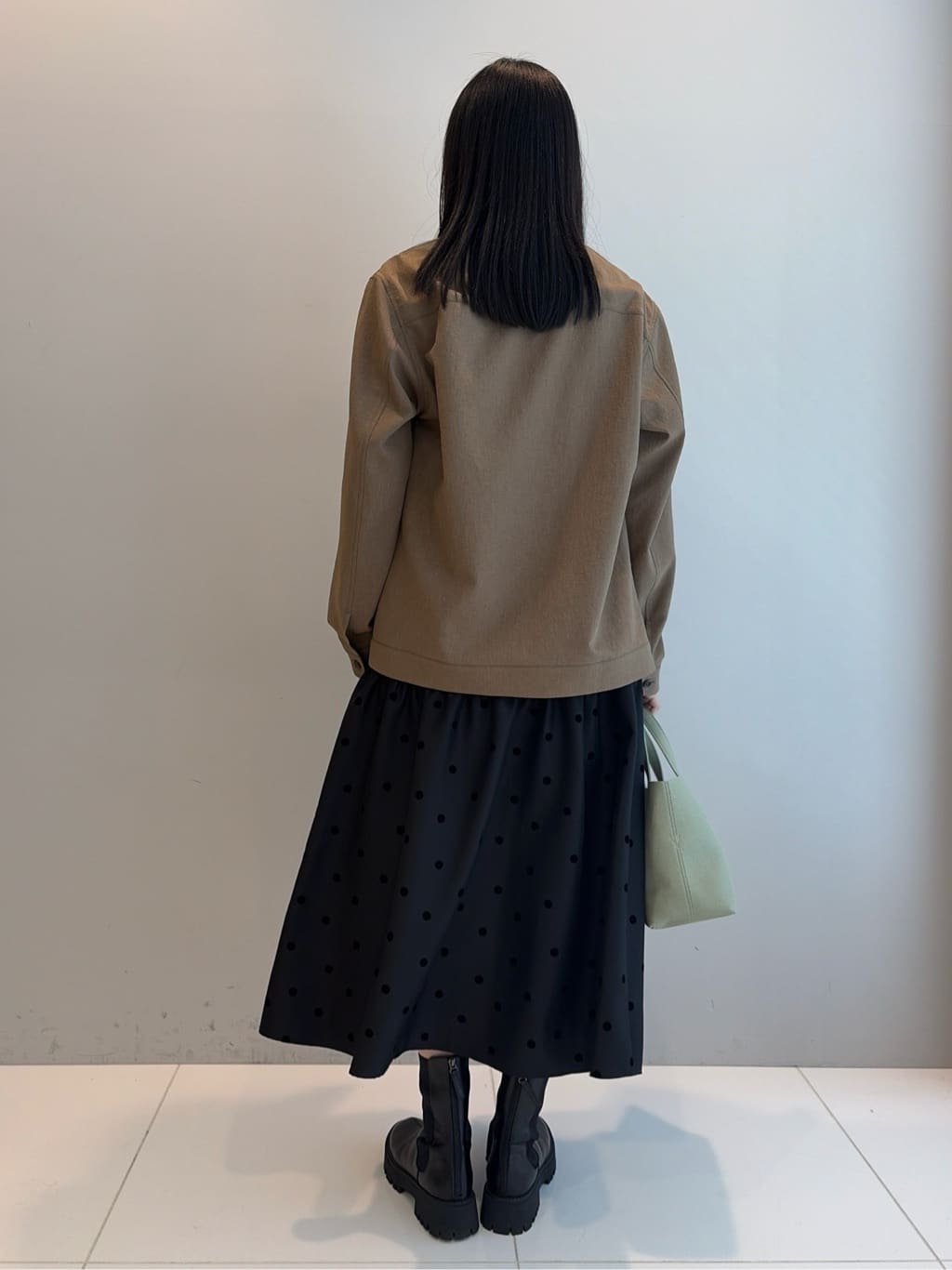 Akutagawaさんの「TAKEO KIKUCHI｜リネンライクカルゼ リブブルゾン」を使ったコーディネート