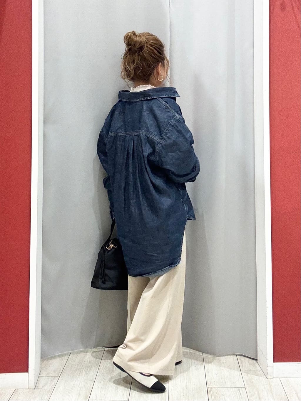 shioさんの「SHOO･LA･RUE｜【着丈選べる/S-LL】センタープレスできちんと見え イージーワイドパンツ」を使ったコーディネート