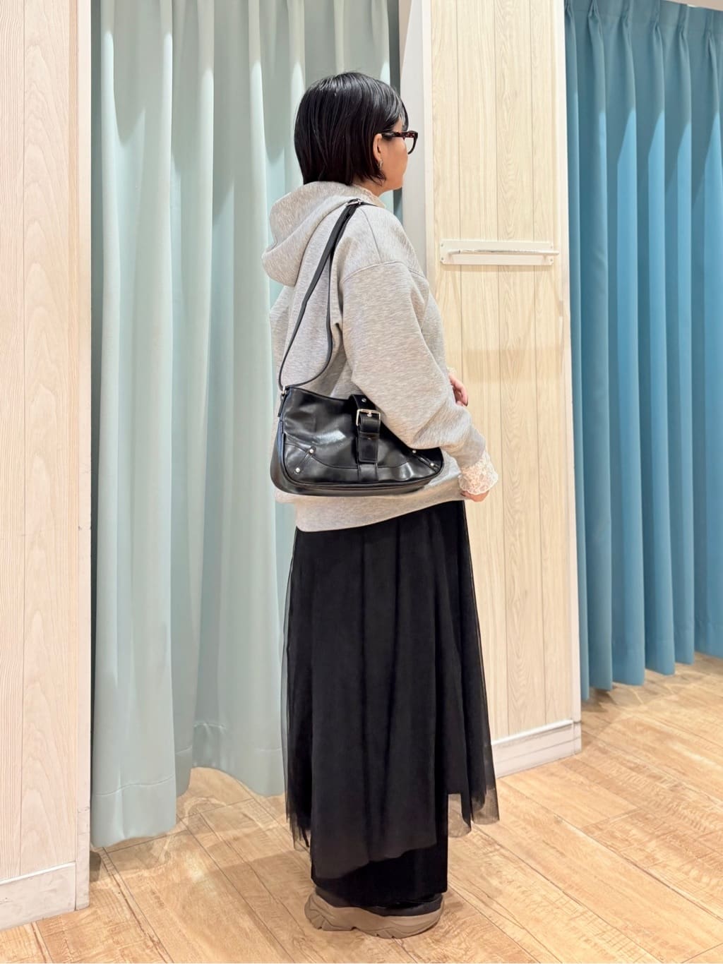 砂糖さんの「SHOO･LA･RUE｜【S-LL】上品なレースハイネックトップス」を使ったコーディネート