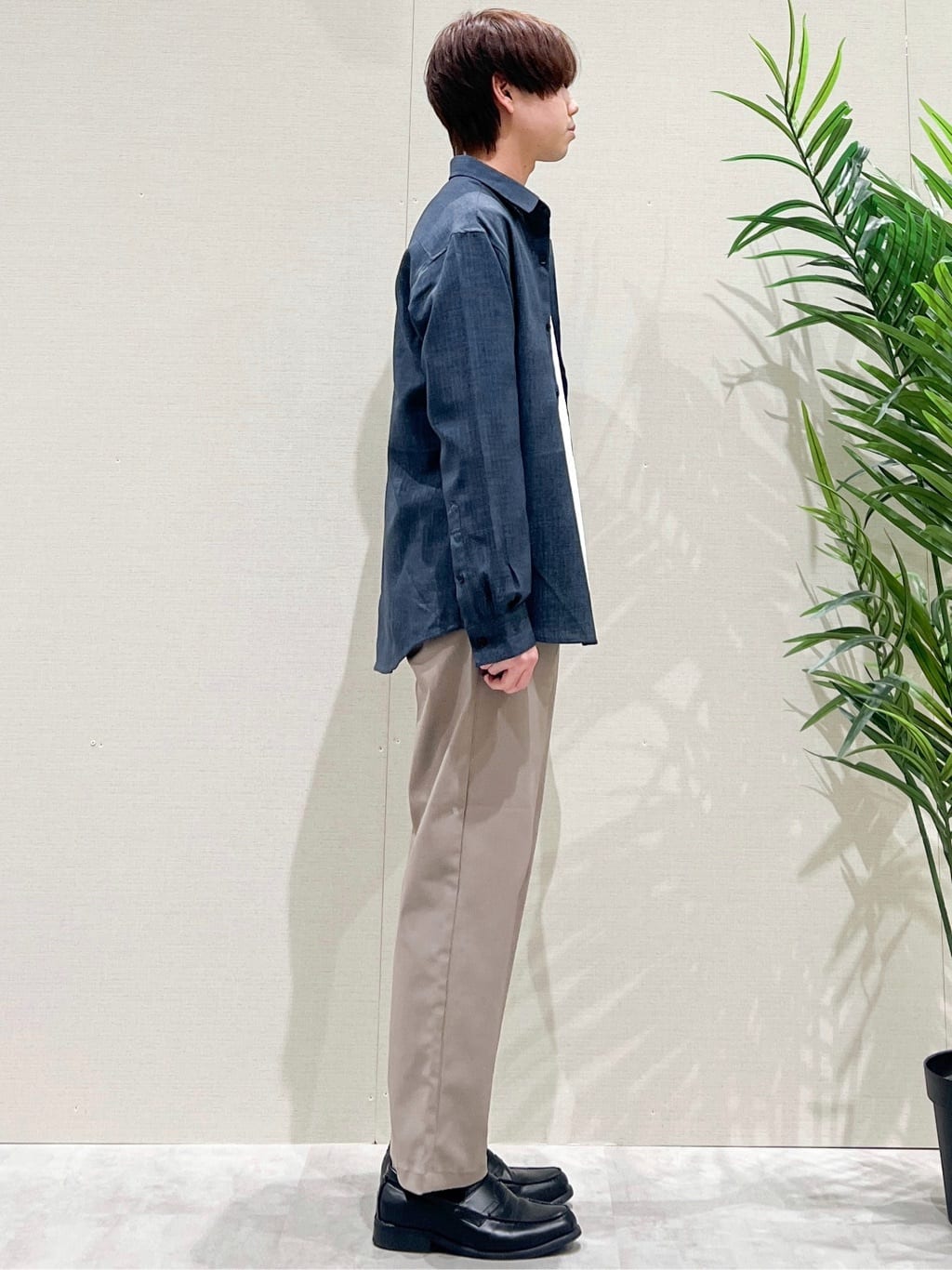 SHI-MAさんの「THE SHOP TK｜【LINO FINE】リネンライク 長袖シャツ UVカット/イージーケア/吸水速乾/洗濯機OK」を使ったコーディネート