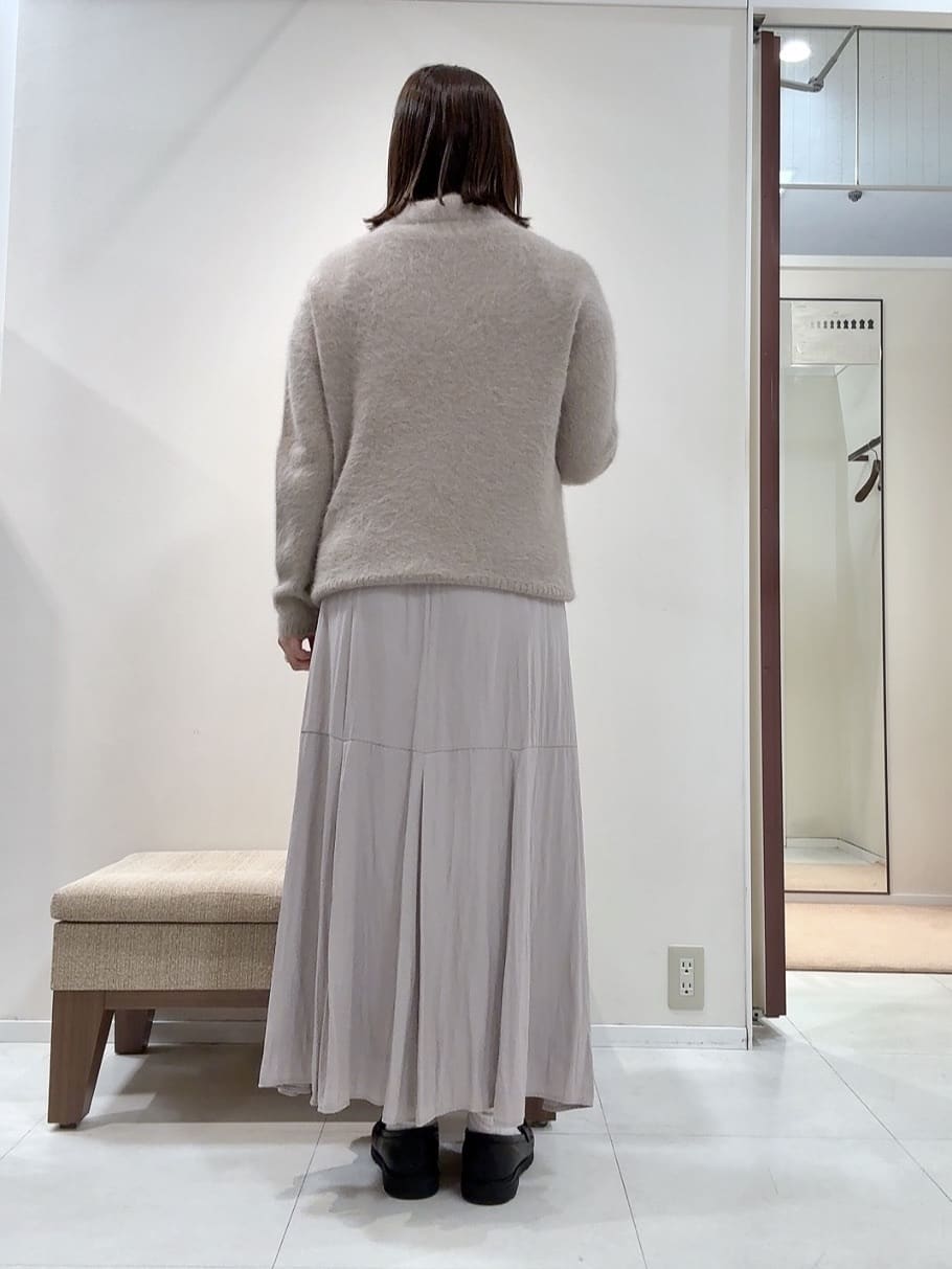 YUIさんの「UNTITLED｜【はっ水機能/フード取り外し可】ミディダウンコート」を使ったコーディネート