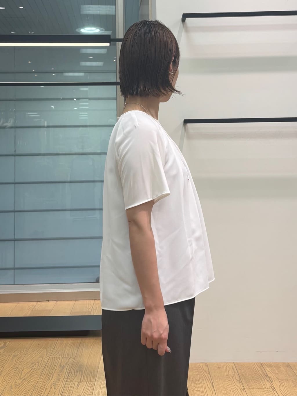asamiさんの「INDIVI｜【UVケア】タックブラウス」を使ったコーディネート