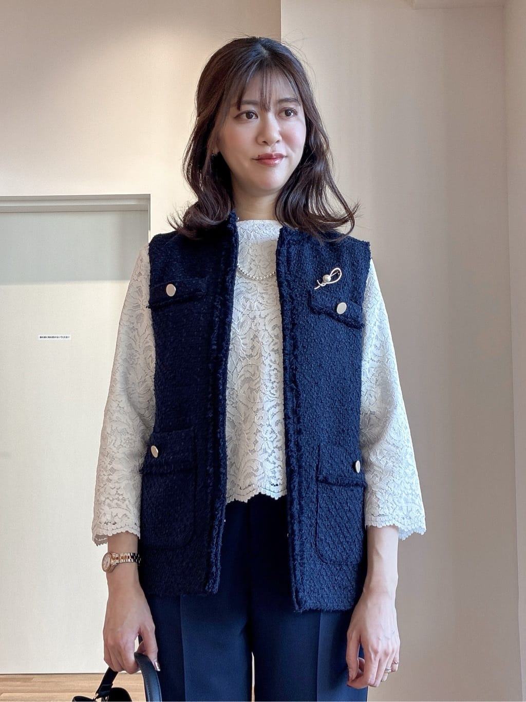 もんちゃんさんの「OPAQUE.CLIP｜《通勤対応》レースブラウス【洗濯機OK】」を使ったコーディネート