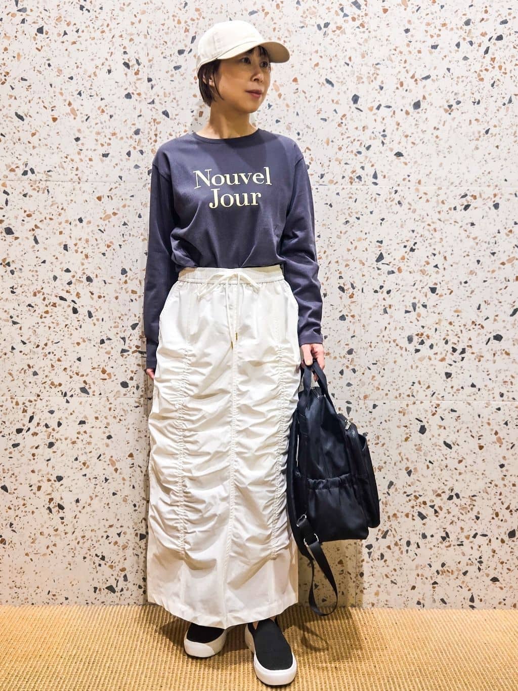 yoshimiさんの「OPAQUE.CLIP｜ロゴプリントロングTシャツ【洗濯機OK】」を使ったコーディネート