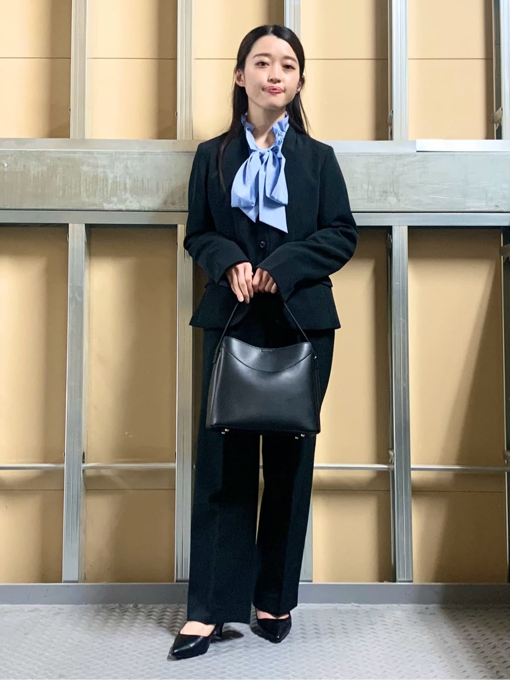 sahoさんの「THE SHOP TK｜【通勤スタイルに】ダブルクロス ノーカラージャケット/セットアップ可」を使ったコーディネート