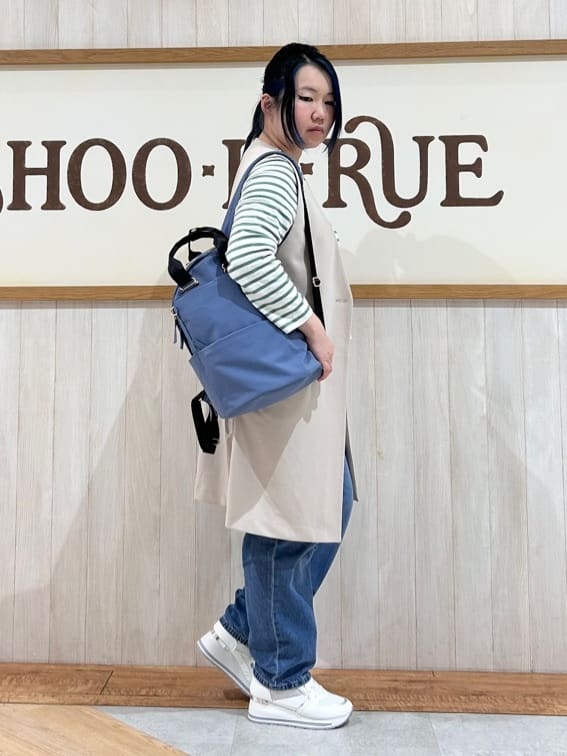 まるさんの「SHOO･LA･RUE｜【洗濯機可/セットアップ可/S-3L】きちんと楽に。カットジョーゼット ロングジレ」を使ったコーディネート