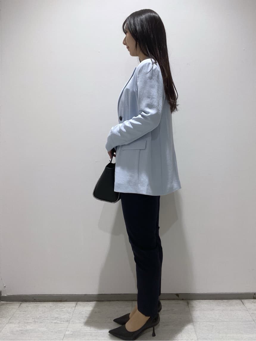 meiさんの「INDIVI｜【洗える／レイヤードにおすすめ】シャーリングレース ロングTシャツ」を使ったコーディネート