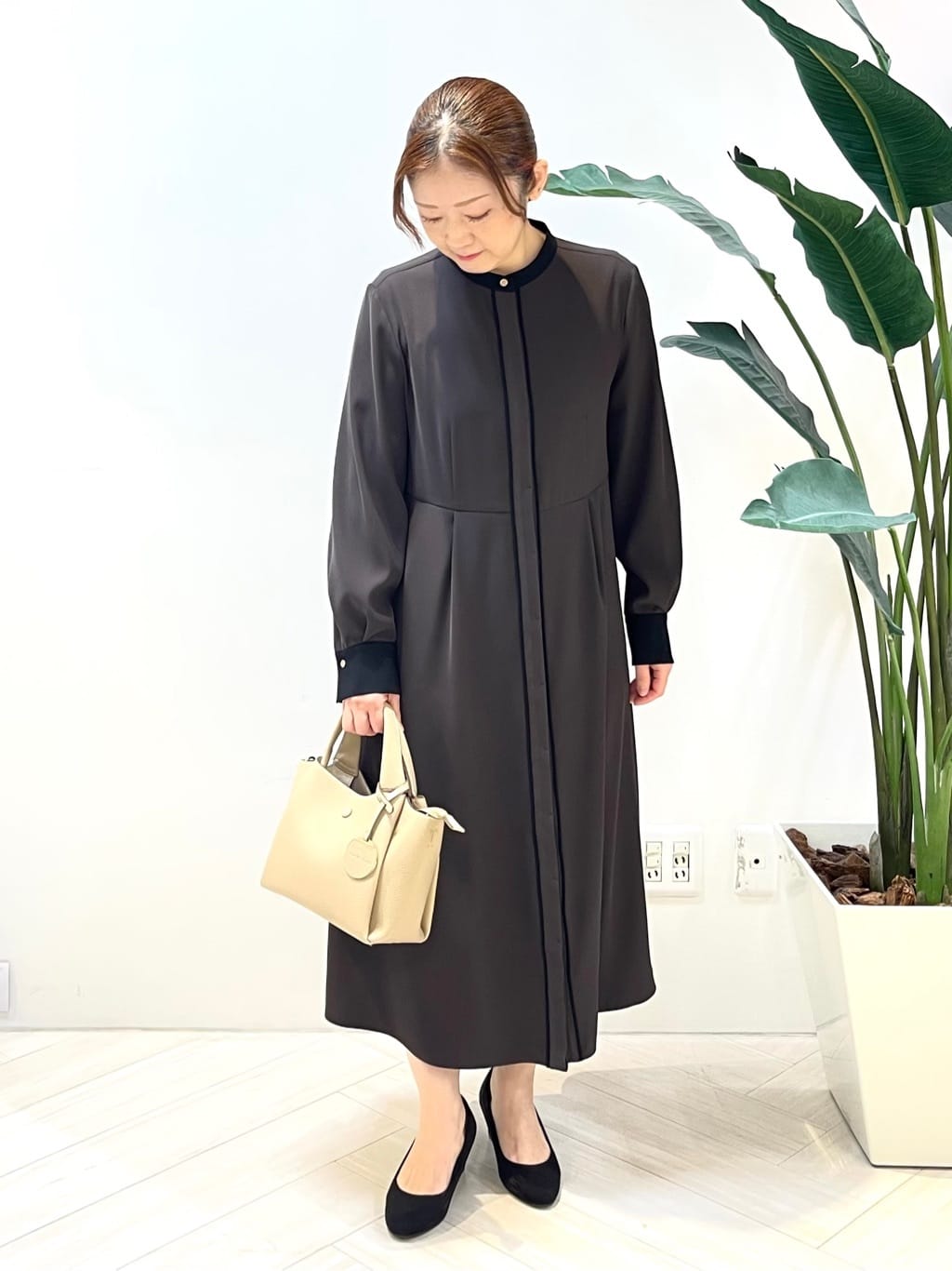 Tomoさんの「UNTITLED｜◆【洗える/前開き/フォーマル】バイカラー ワンピース」を使ったコーディネート