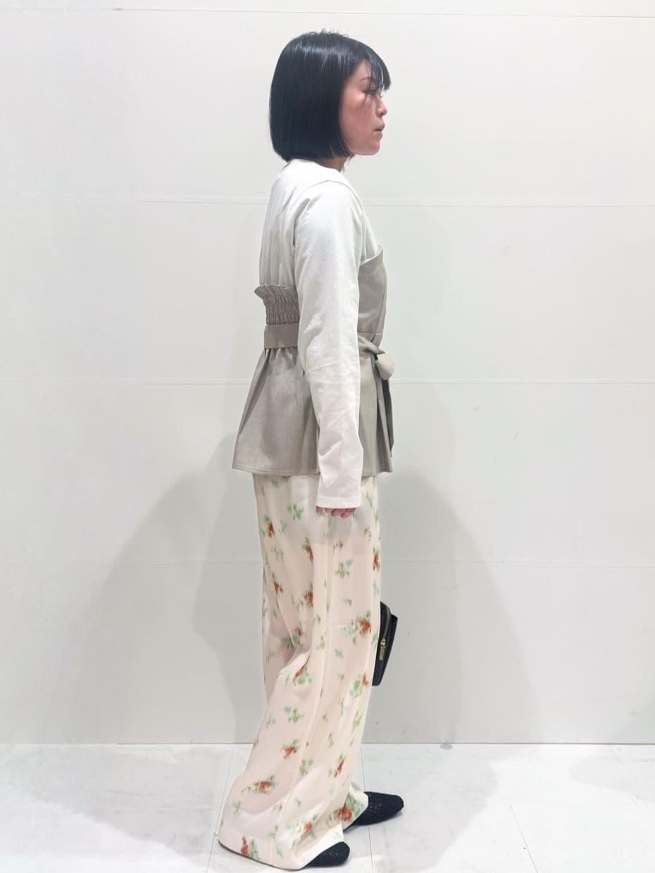 Minさんの「OPAQUE.CLIP｜ビスチェドッキングカットソー【洗濯機OK】」を使ったコーディネート