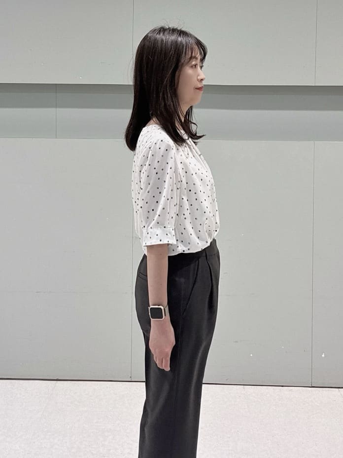 makiさんの「UNTITLED｜【セットアップ可/UV/接触冷感】エアリーノーカラージャケット」を使ったコーディネート