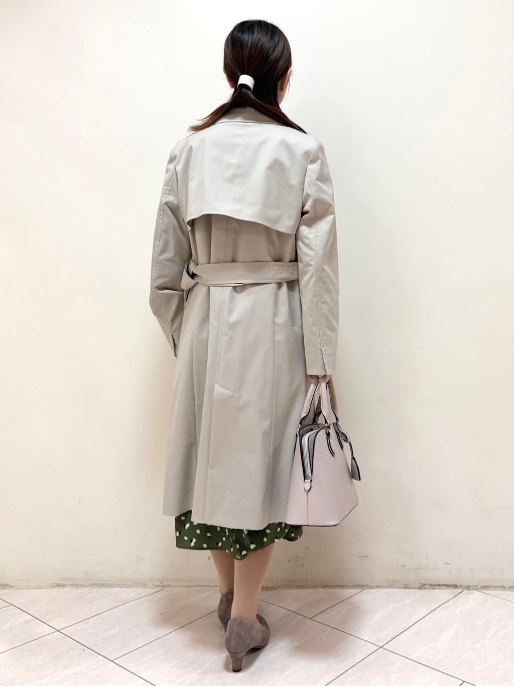 mikiさんの「Reflect｜【セレモニー／通勤／おでかけに◎】フラワープリントボウタイワンピース」を使ったコーディネート