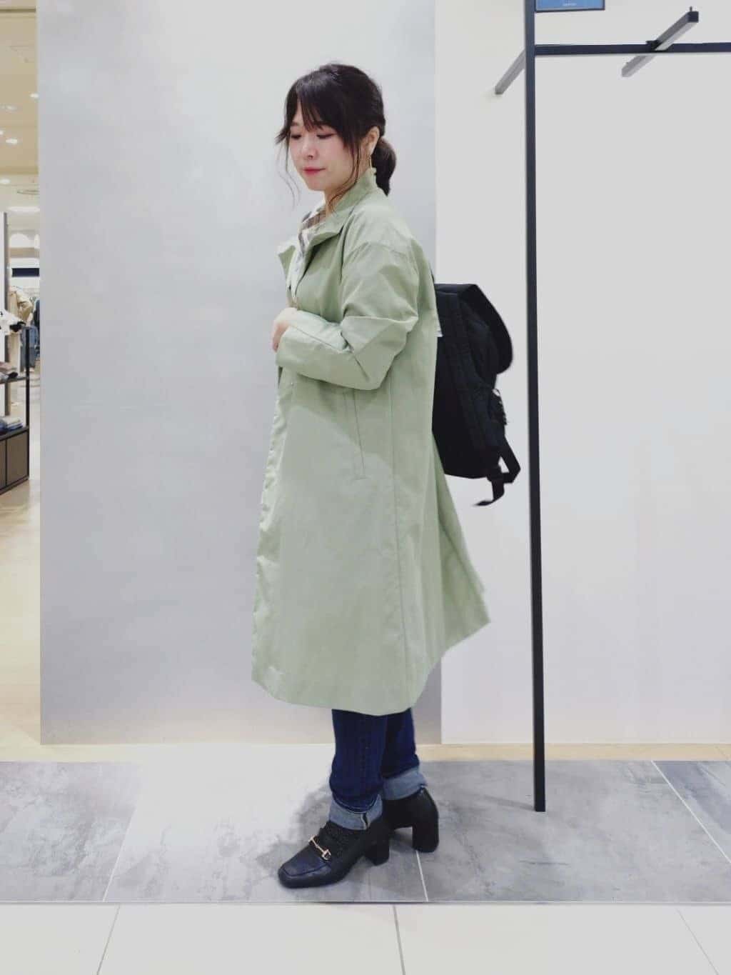 TOMOMIさんの「INDIVI｜【通年活躍！褒められデニム】スキニー デニムパンツ」を使ったコーディネート
