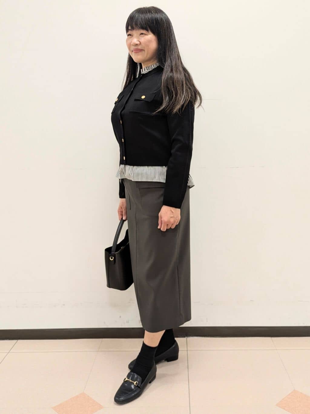 ともさんの「UNTITLED｜◆【コットン100/洗える】シャーリングフリルネックブラウス」を使ったコーディネート
