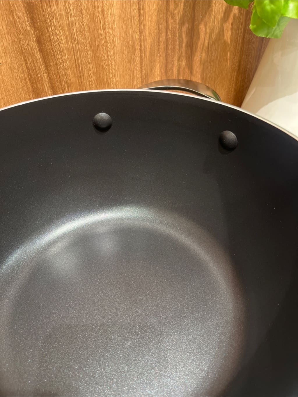 アリオ川口さんの「212 KITCHEN STORE｜ライトポット　BLACK ＜MEYER  マイヤー＞」を使ったコーディネート