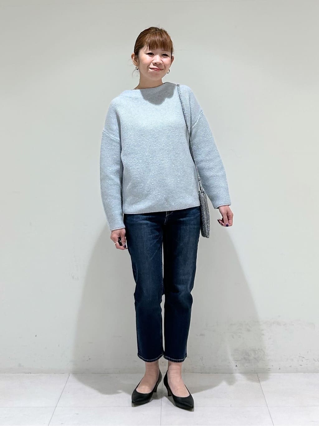 tsuyuさんの「INDIVI｜【花粉付着防止／撥水／UVケア】名品トレンチコート」を使ったコーディネート