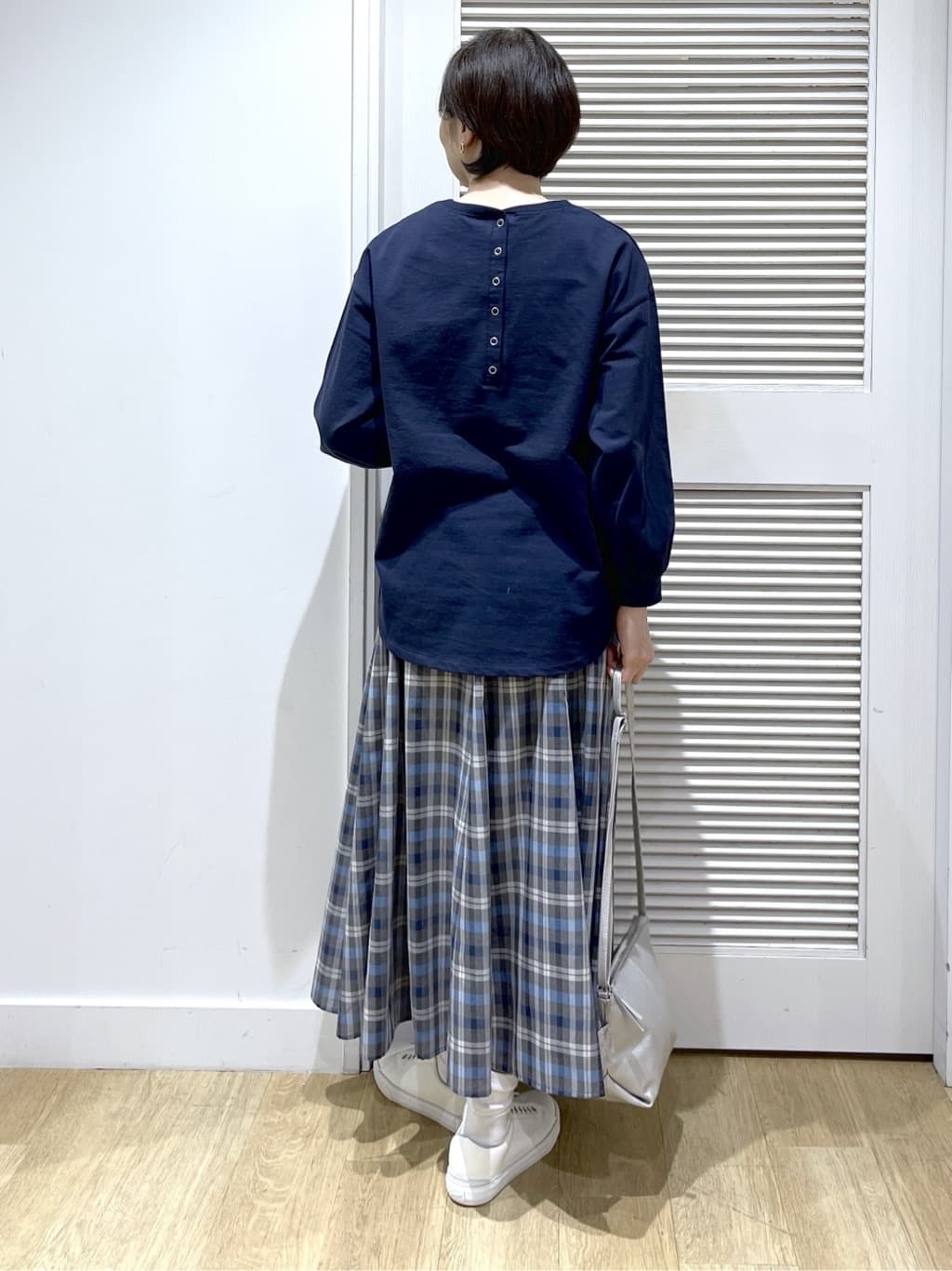 Miyazakiさんの「Dessin｜【360度可愛い・洗える】バックヘンリーカットソー」を使ったコーディネート