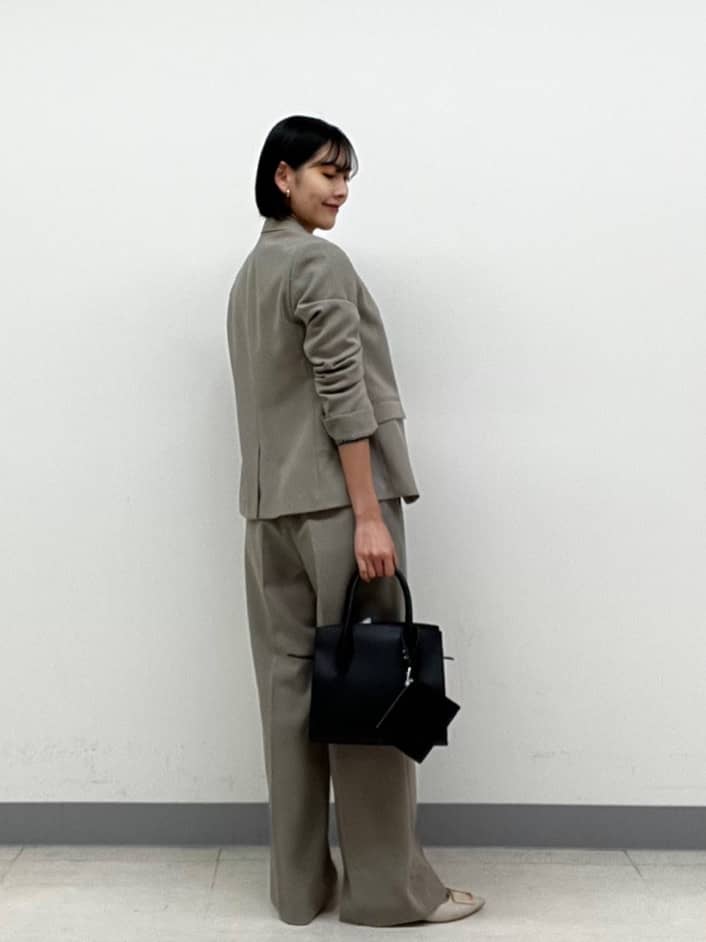 hinanoさんの「INDIVI｜【通勤／オフィス】タックジョーゼットブラウス」を使ったコーディネート