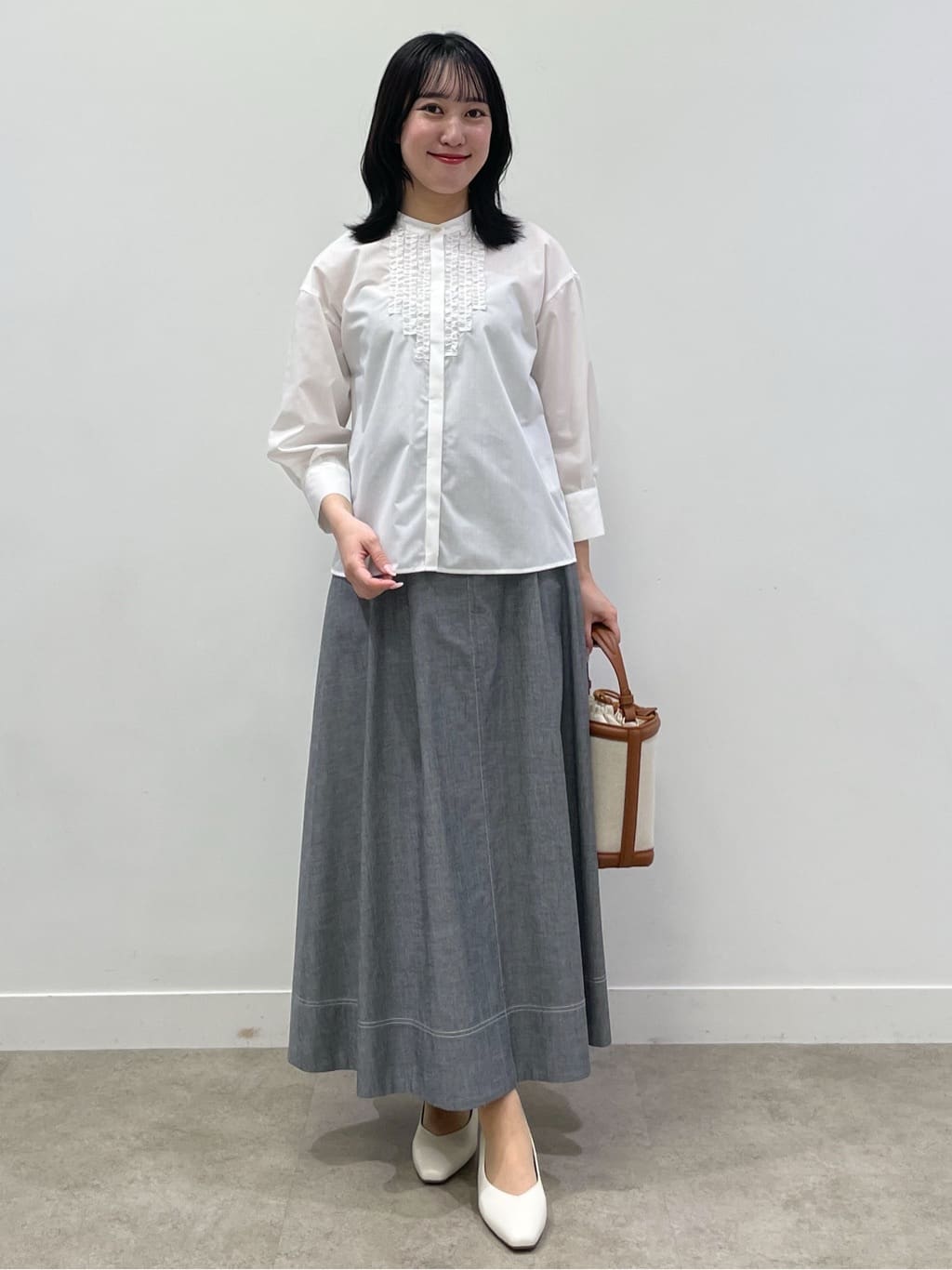 yukariさんの「Reflect｜【接触冷感】八分袖フロントフリルブラウス」を使ったコーディネート