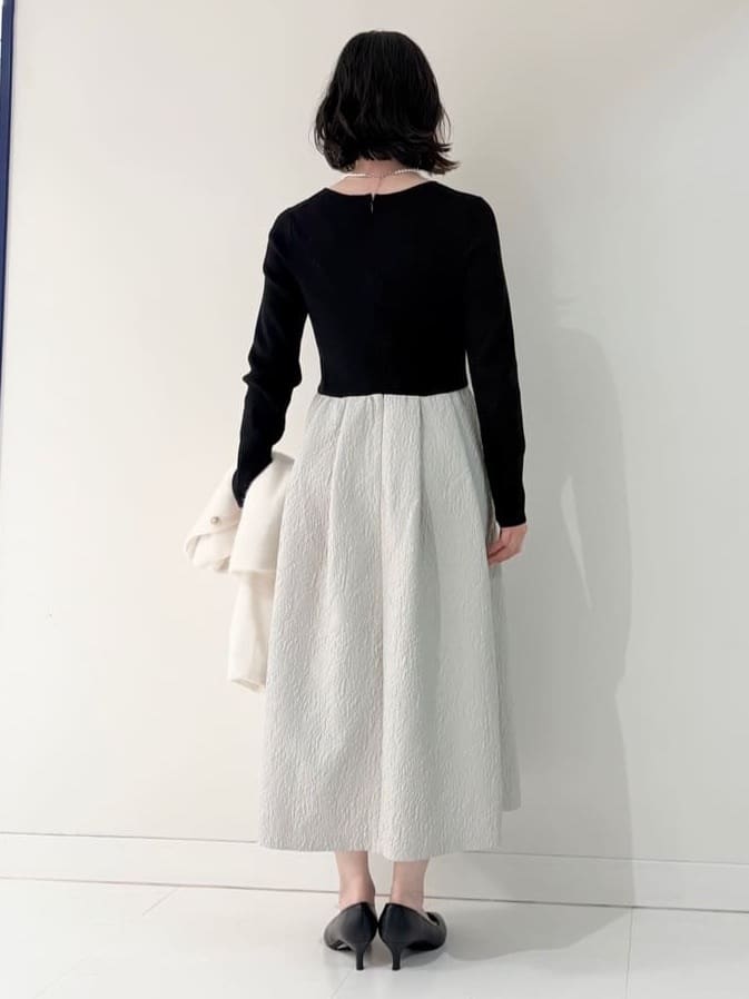 サオリさんの「UNTITLED｜【大人フェミニン/トレンド】ニット&times;ジャカード ドッキングワンピース」を使ったコーディネート