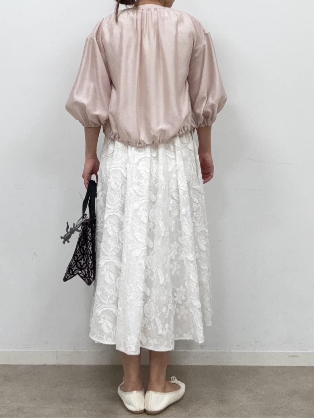 BUNさんの「DRESSTERIOR｜ウォッシャブル シアーショートブルゾン」を使ったコーディネート