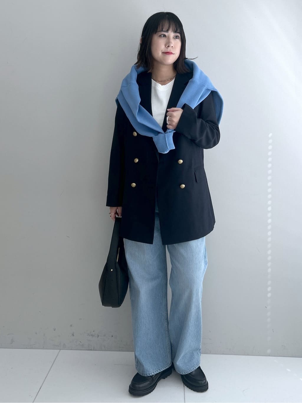 Hirokaさんの「Dessin｜【洗える】コットンVネックニット」を使ったコーディネート