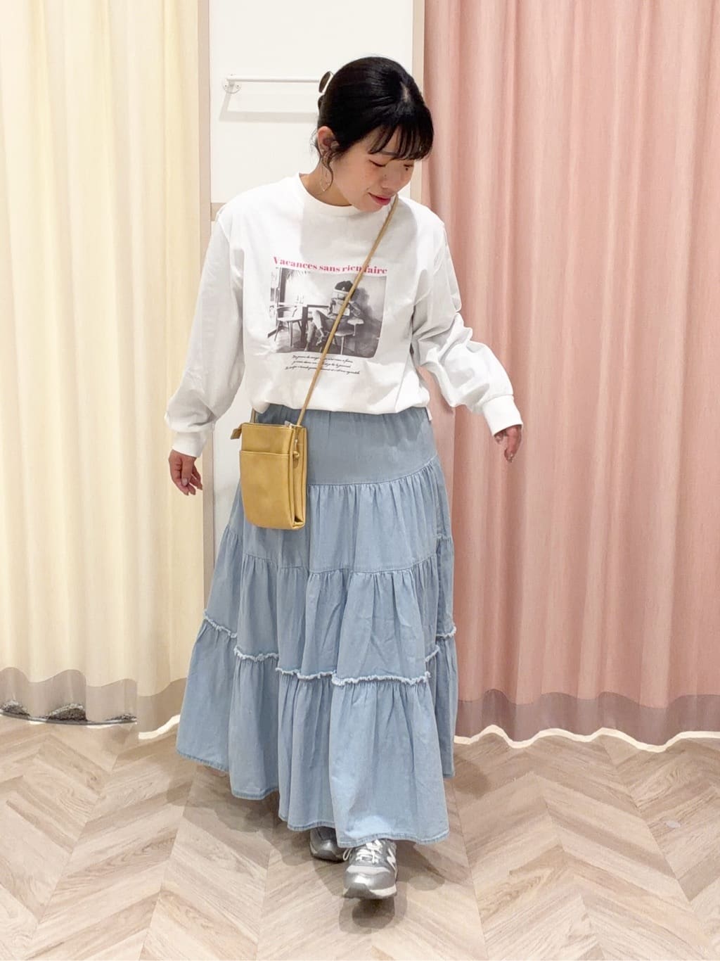 まちゃんなちゃんさんの「SHOO･LA･RUE｜【綿100％/S-LL/プチプラ】選べる3柄 プリントアソートロンT」を使ったコーディネート