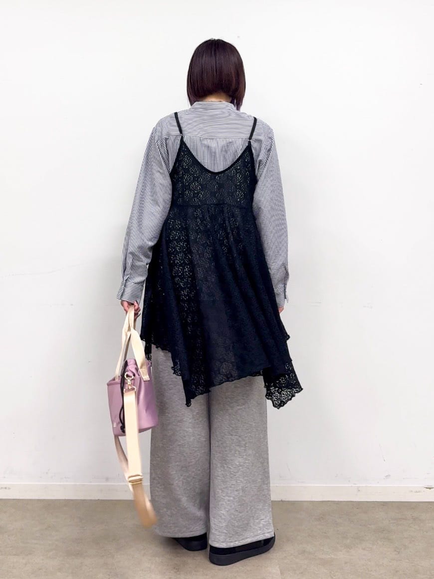 𝐜𝐡𝐢𝐤𝐚さんの「SHOO･LA･RUE｜【セットアップ可/S-LL/なめらかタッチ】こなれた着こなしに ダブルウエスト レイヤードパンツ」を使ったコーディネート