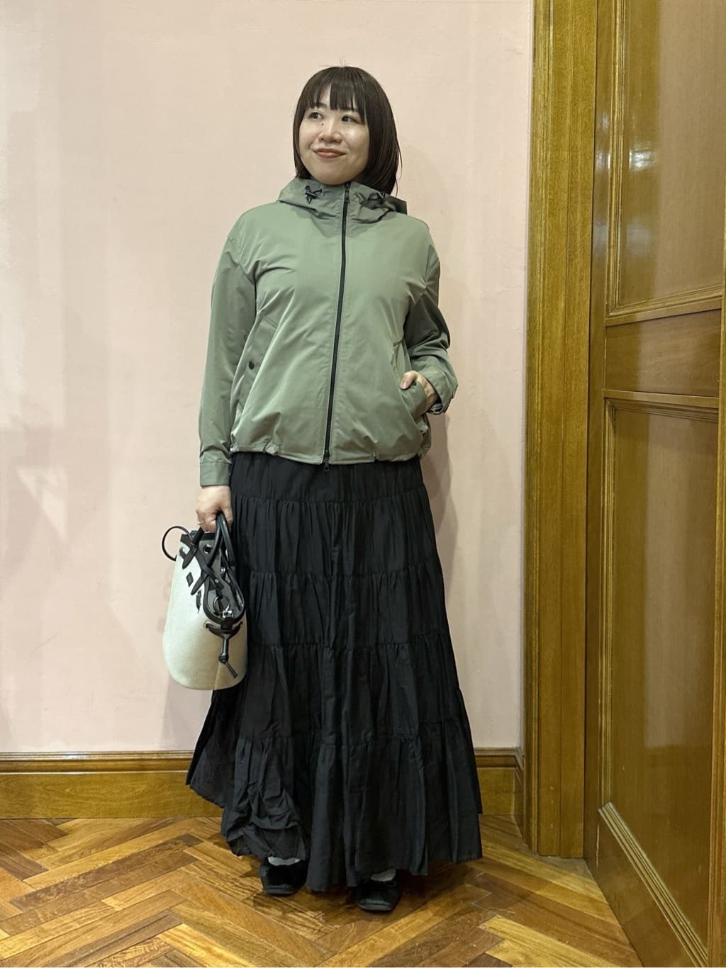 komatsuさんの「DRESSTERIOR｜【ウォッシャブル/撥水素材】撥水ツイル マウンテンパーカー」を使ったコーディネート