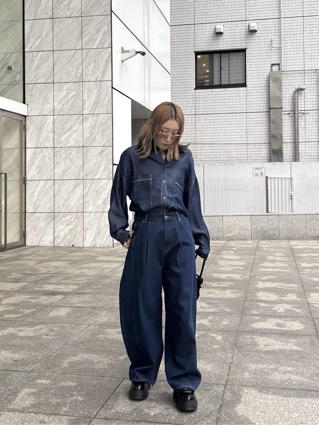 kotakiさんの「INDIVI｜バレルデニムパンツ」を使ったコーディネート
