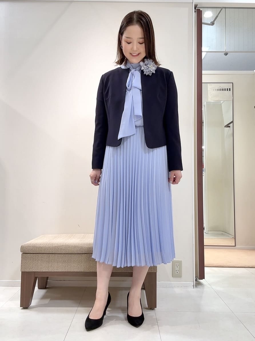 YUIさんの「UNTITLED｜◆【フォーマル/洗える】ボウタイ プリーツワンピース」を使ったコーディネート