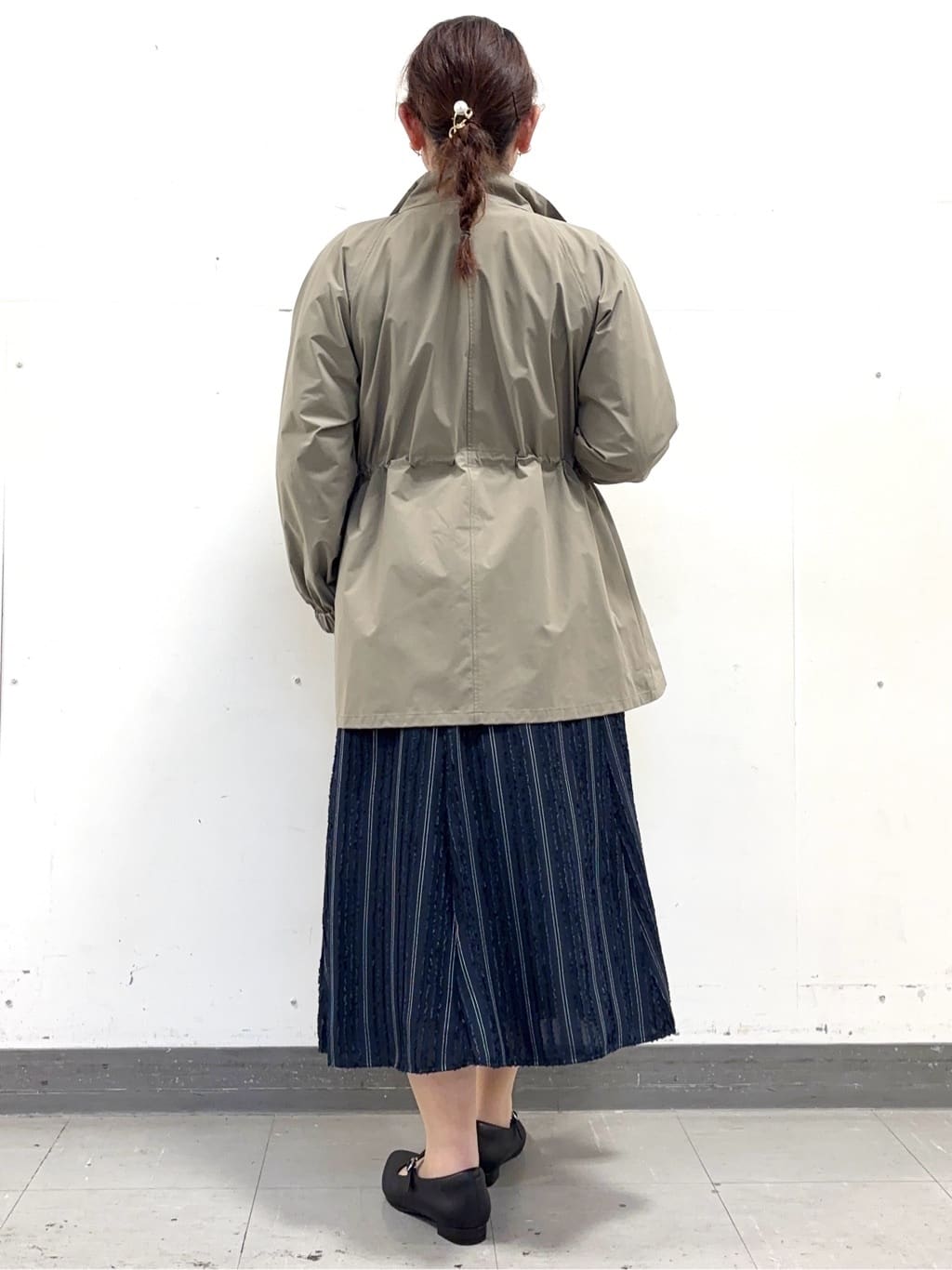 keiさんの「Reflect｜【撥水】ストレッチタフタミドル丈スタンドカラーコート」を使ったコーディネート