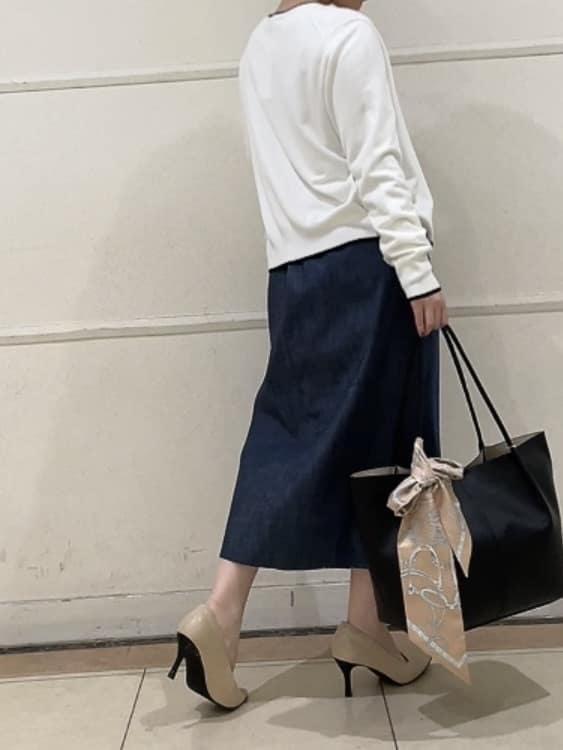 watanabeさんの「UNTITLED｜【アンサンブル可/洗える】ウォームスパン カーディガン」を使ったコーディネート