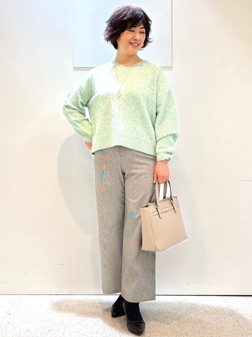ヤスコさんの「Reflect｜【SS-4Lサイズ／衿が顔に当たらない◎】スタンドネックミドルコート」を使ったコーディネート