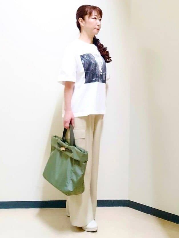 花さんの「Reflect｜【長さ調節可】天然シェル&times;ラリエットデザインネックレス」を使ったコーディネート