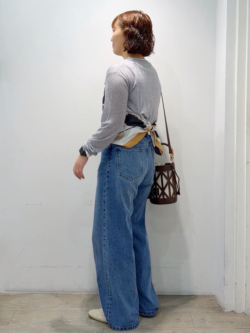 sumicaさんの「OPAQUE.CLIP｜配色レイヤードロングスリーブTシャツ【洗える】」を使ったコーディネート