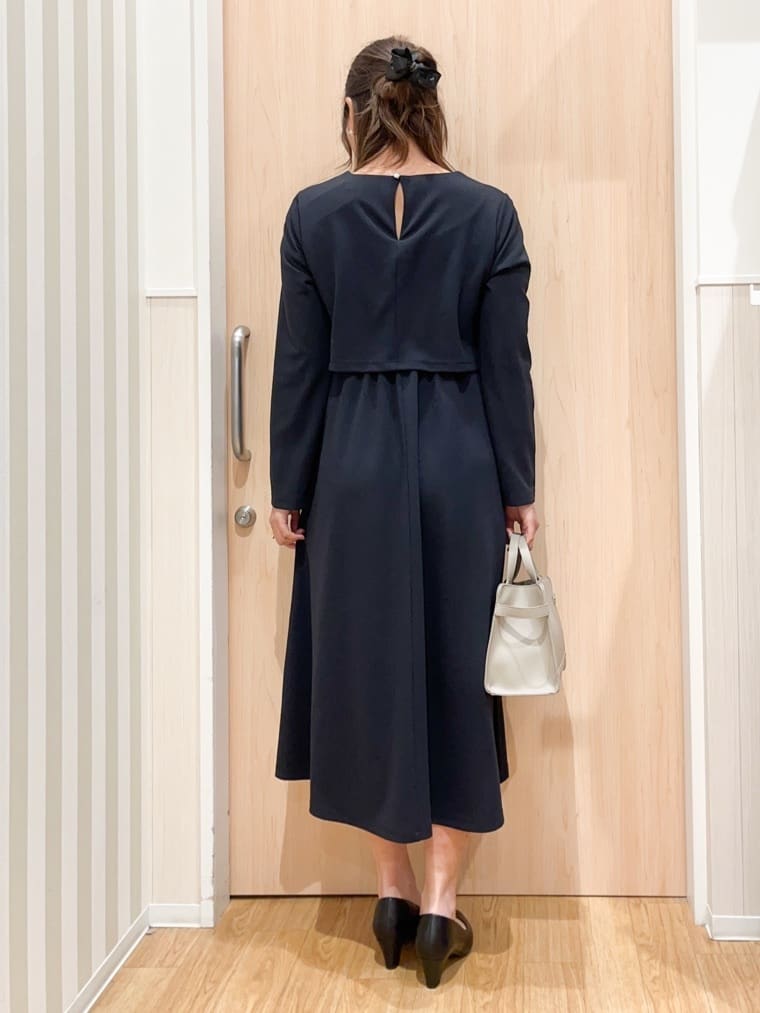 natsumiさんの「SHOO･LA･RUE｜【S-LL】コーデに迷わずきちんと決まる セットアップ風ワンピース」を使ったコーディネート