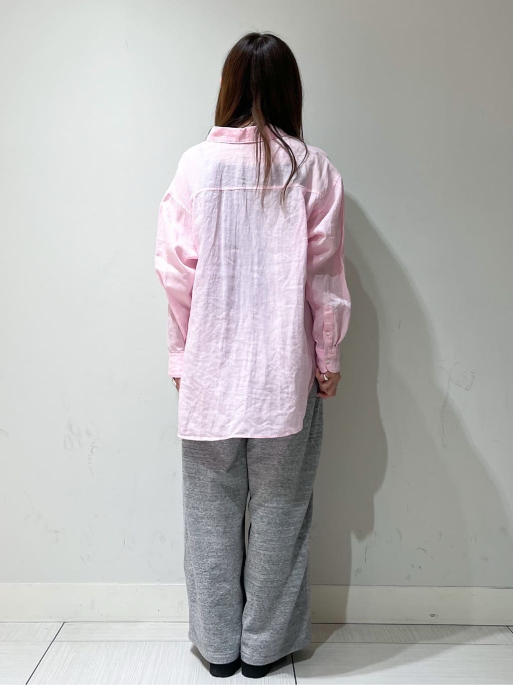 じゅんさんの「DRESSTERIOR｜【人気定番/ウォッシャブル】ガーメントダイラミーシャツ」を使ったコーディネート