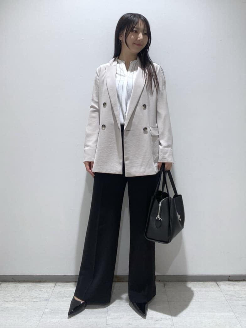meiさんの「INDIVI｜【洗える／着心地楽ちん】ブラウス風ストライプカットソートップス」を使ったコーディネート
