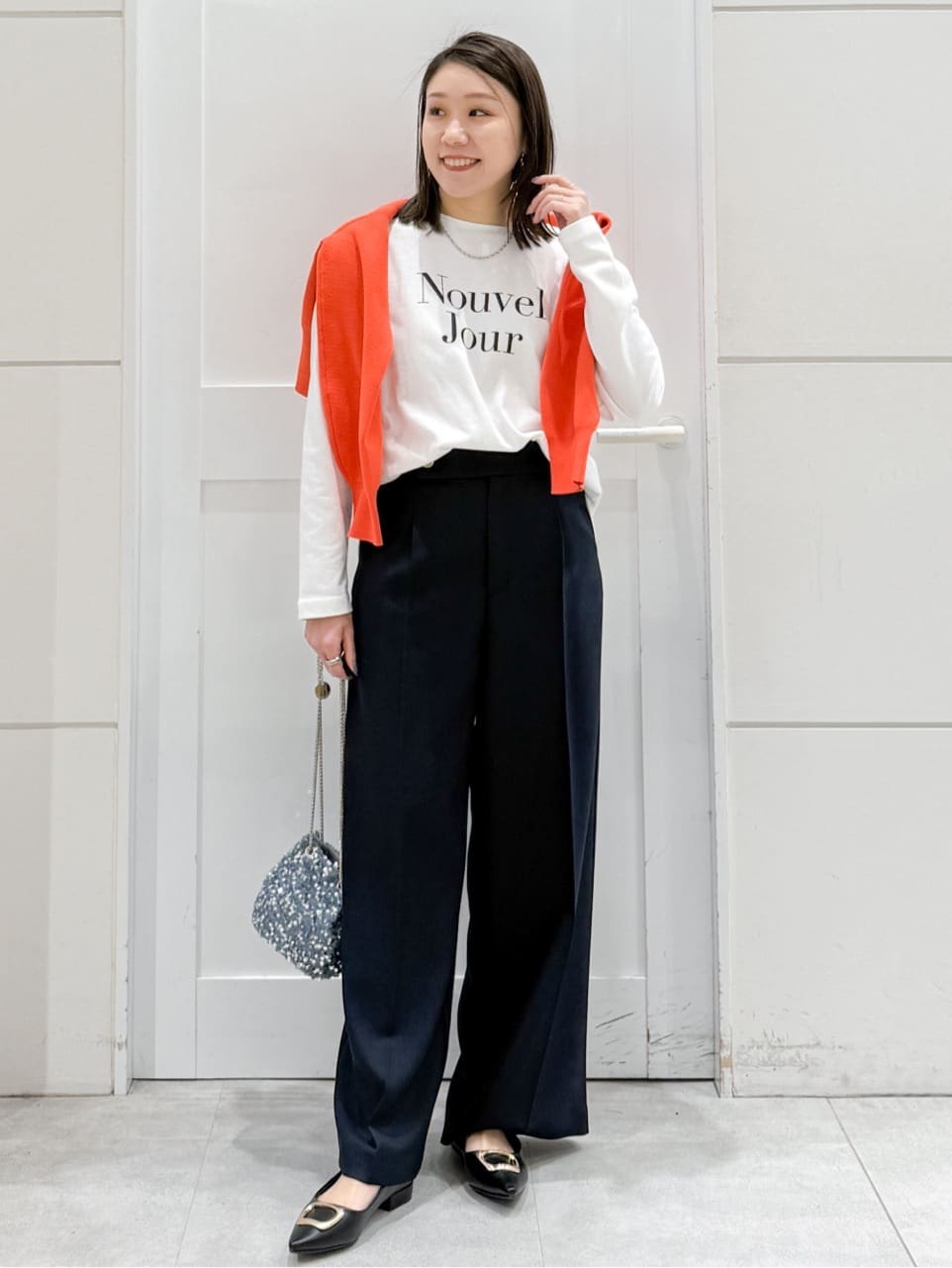 yuka.aさんの「OPAQUE.CLIP｜ロゴプリントロングTシャツ【洗濯機OK】」を使ったコーディネート