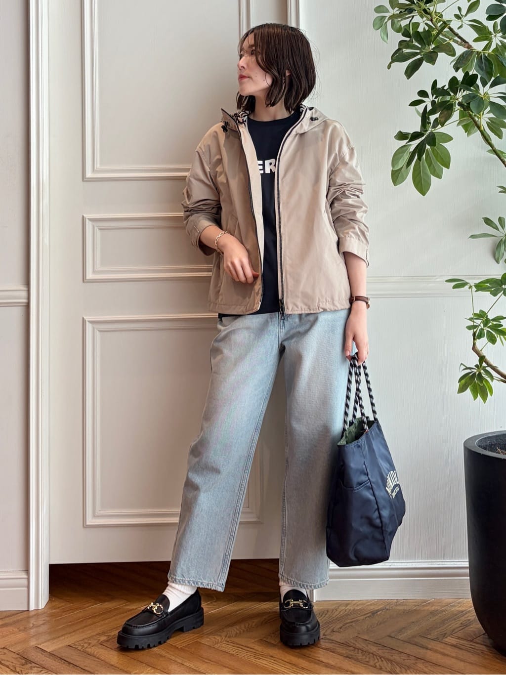 nakaoさんの「DRESSTERIOR｜【ウォッシャブル/撥水素材】撥水ツイル マウンテンパーカー」を使ったコーディネート