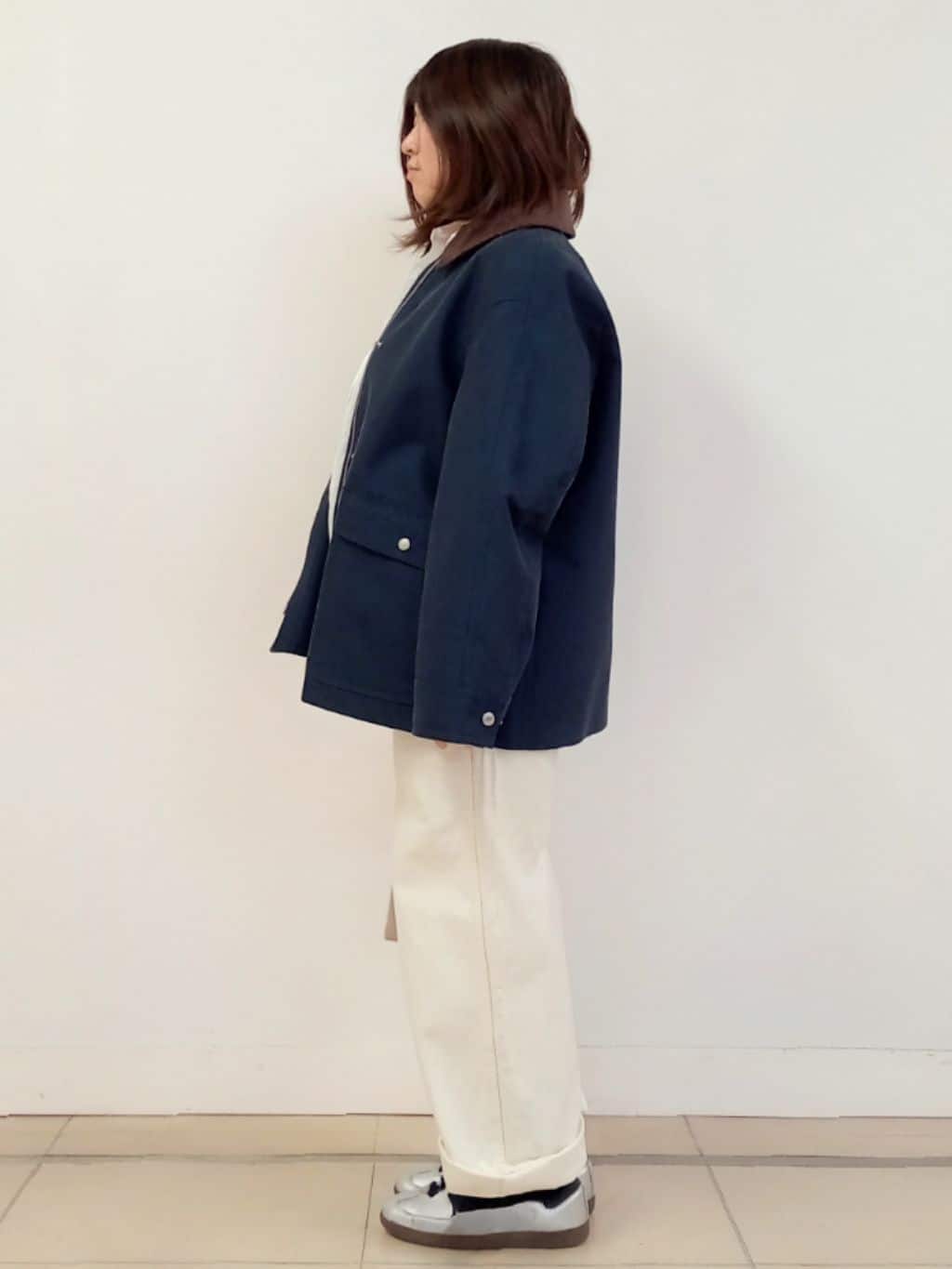 emiさんの「DRESSTERIOR｜【人気定番/ウォッシャブル】ガーメントダイラミーシャツ」を使ったコーディネート