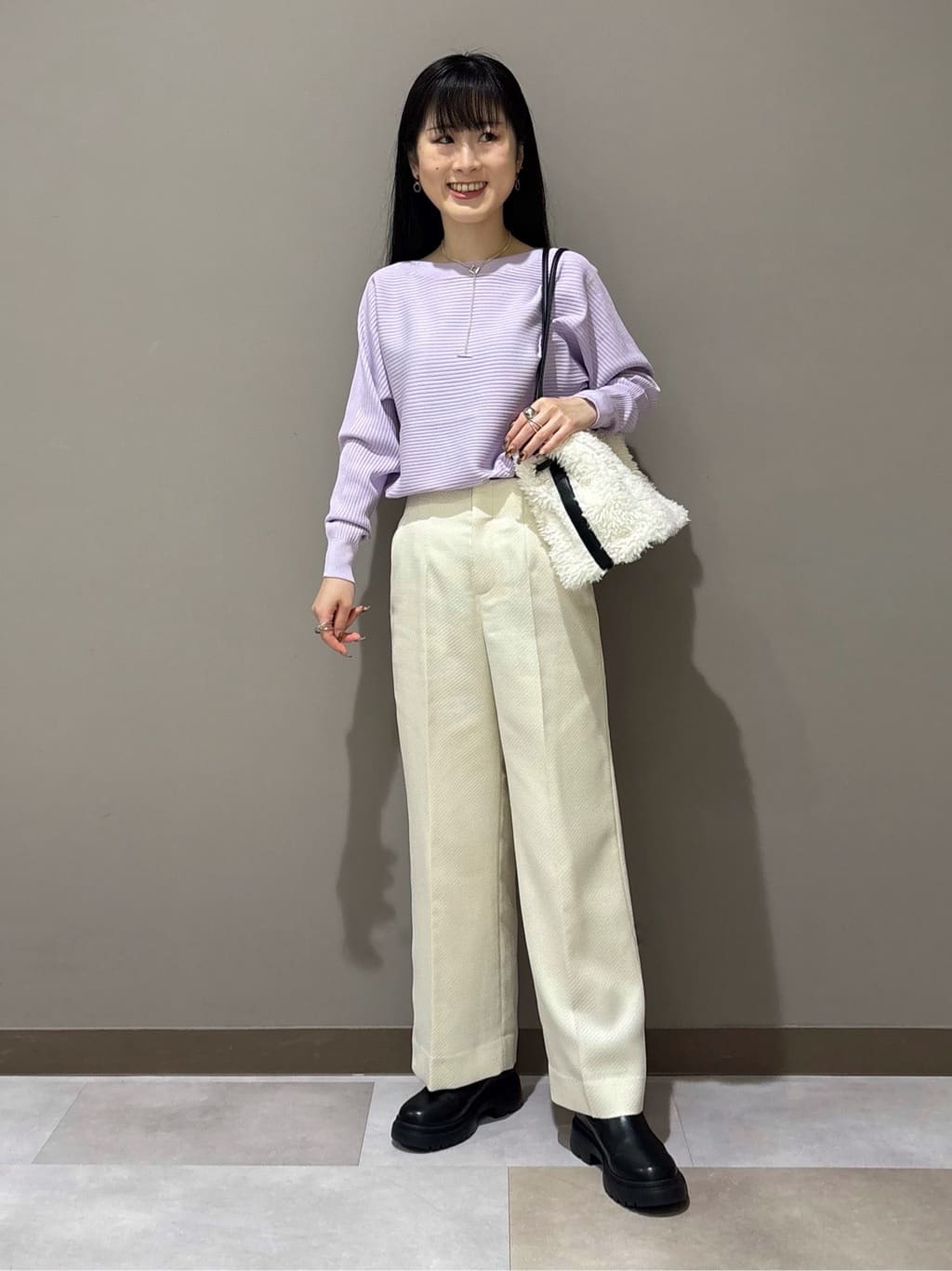 KEIKOさんの「INDIVI｜【洗える／体型カバー】美シルエットニット」を使ったコーディネート