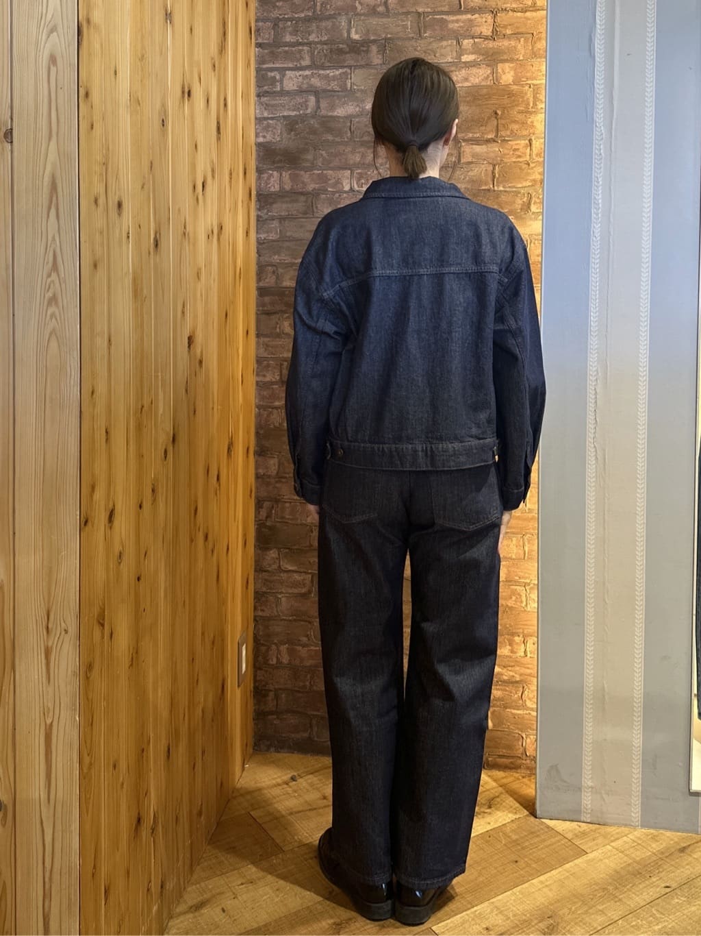chiiさんの「SHOO･LA･RUE｜【SHOO・LA・RUE DENIM】羽織るだけでこなれる　オーバーサイズデニムジャケット」を使ったコーディネート