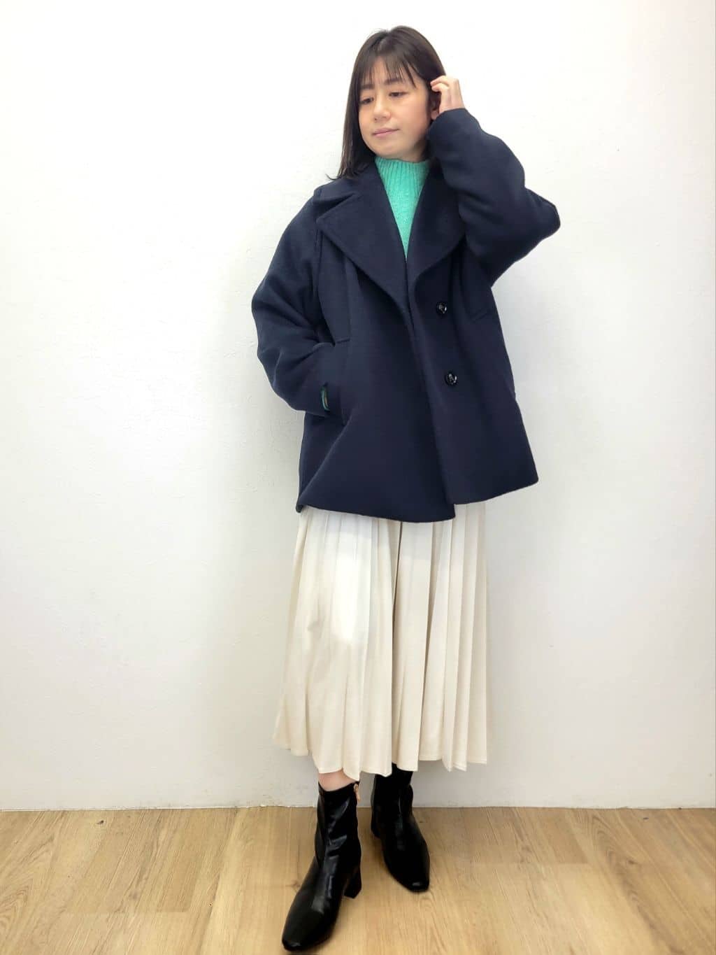 LISAさんの「OPAQUE.CLIP｜カシミヤブレンドウールミドルピーコート」を使ったコーディネート
