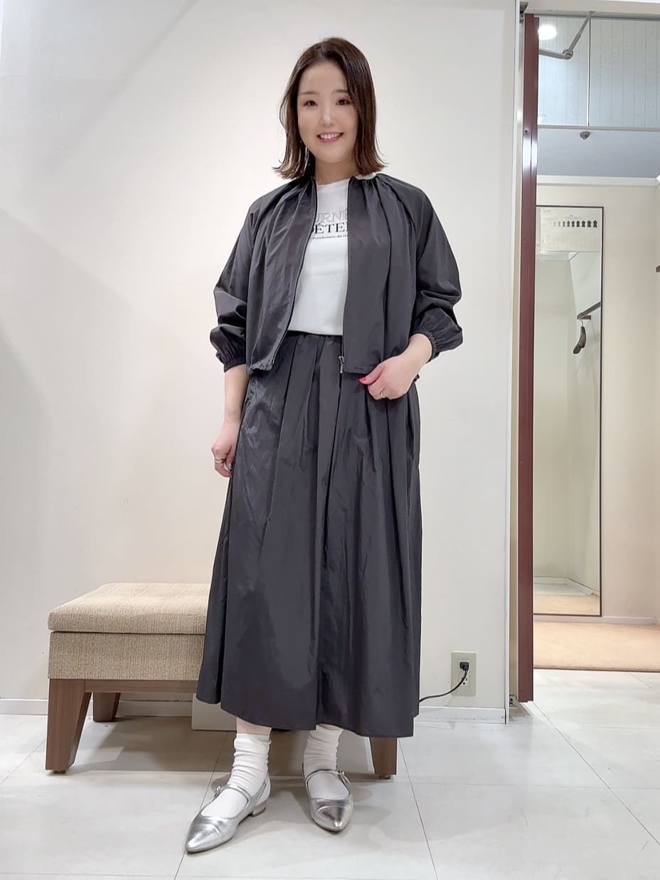 YUIさんの「UNTITLED｜◆【セットアップ可/はっ水】シャイニータイプライターブルゾン」を使ったコーディネート