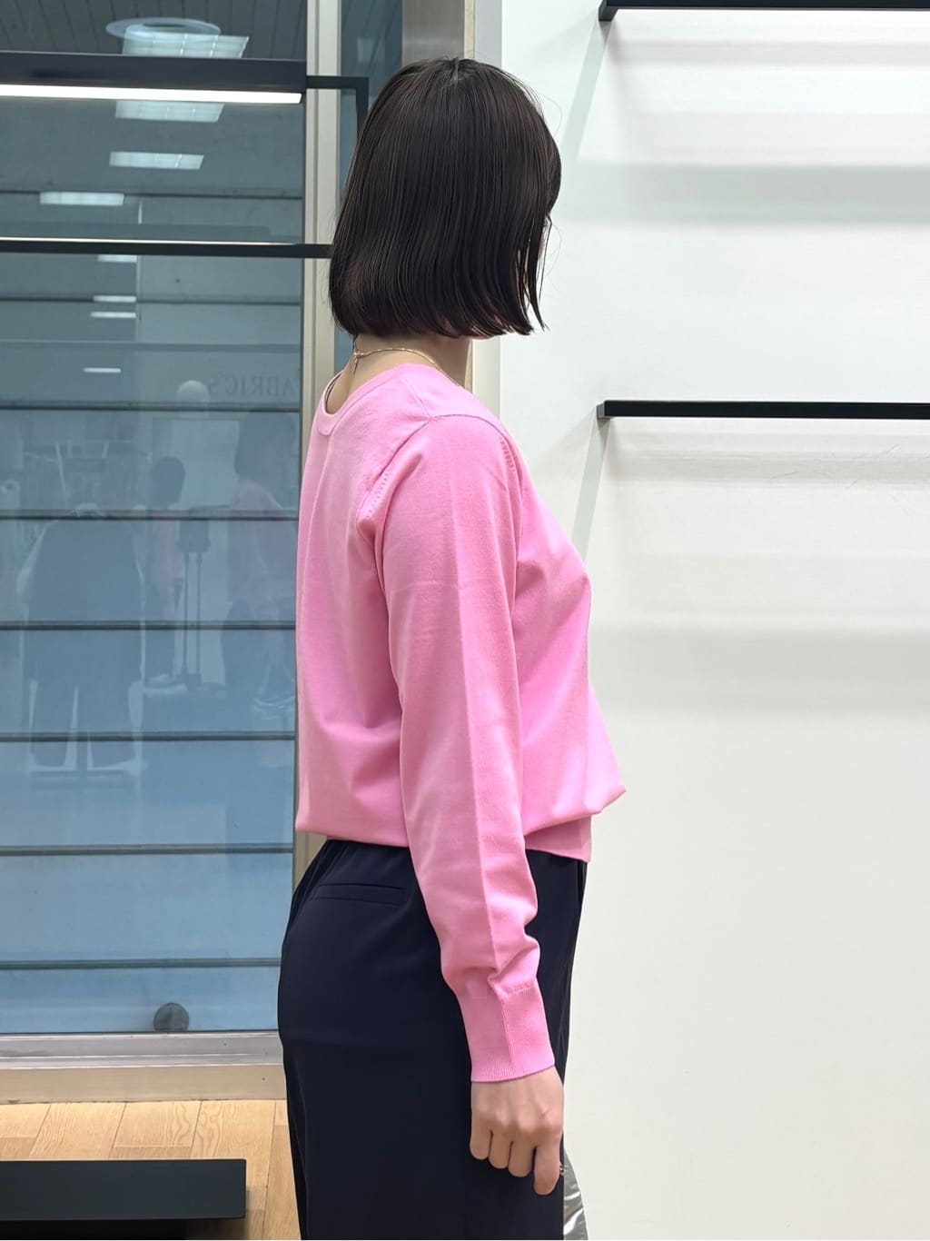 asamiさんの「INDIVI｜【洗える／アンサンブル可能】シンプルデザインニット」を使ったコーディネート