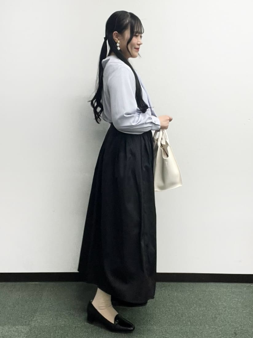 Hitomiさんの「index｜アシンメトリーボウタイブラウス【洗濯機OK／イージーアイロン／防シワ】《XS～LL》」を使ったコーディネート